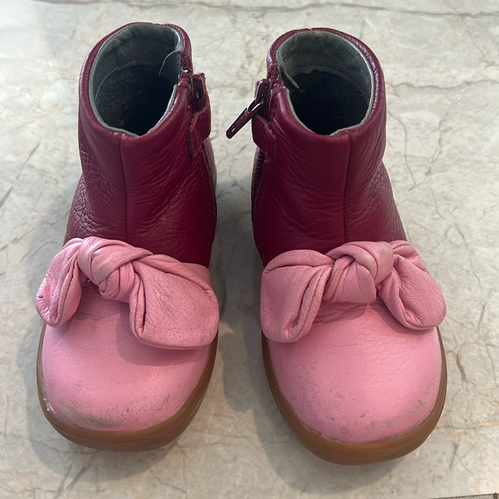 Brand: Camper Fist Walker Bow Boots / Size: 6.5 US ( 23 EU)